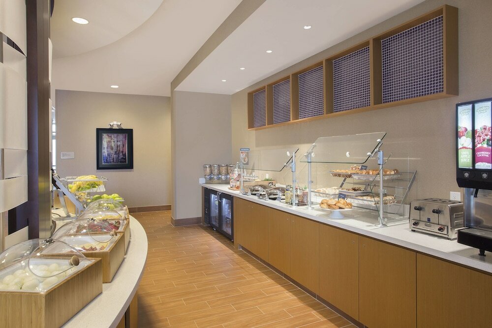 Фото Springhill Suites Mount Laurel