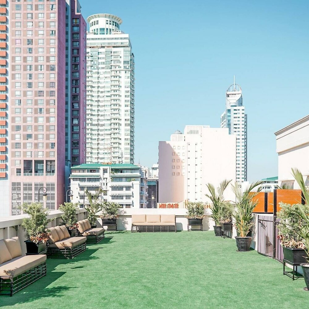 Фото Rizal Park Hotel