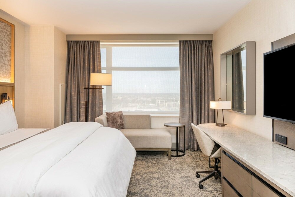 Фото The Westin Chicago Lombard