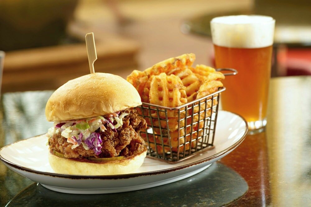 Фото Renaissance Charlotte SouthPark