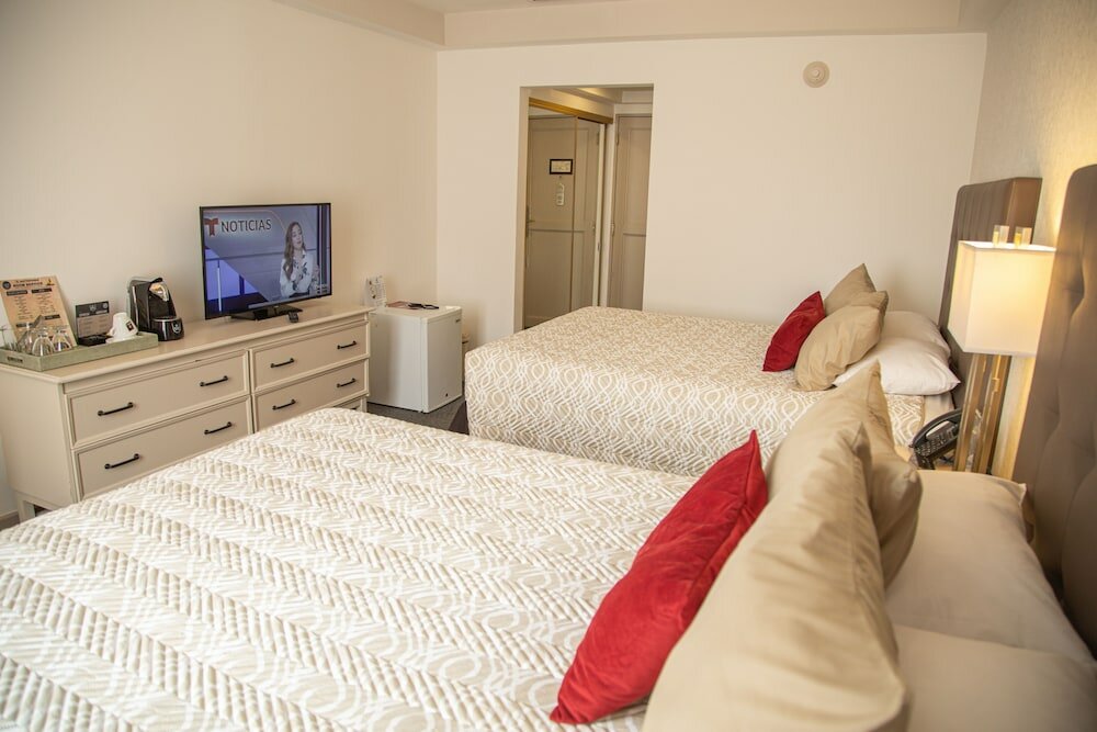 Фото Taormina Hotel and Casino