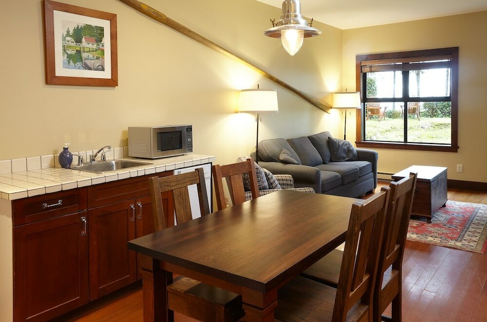 Фото Middle Beach Lodge