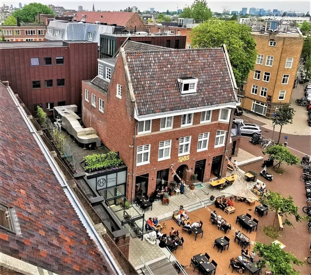 Фото отеля 3