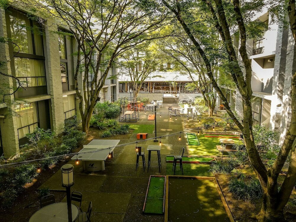 Фото Hotel 116, A Coast Hotel Bellevue