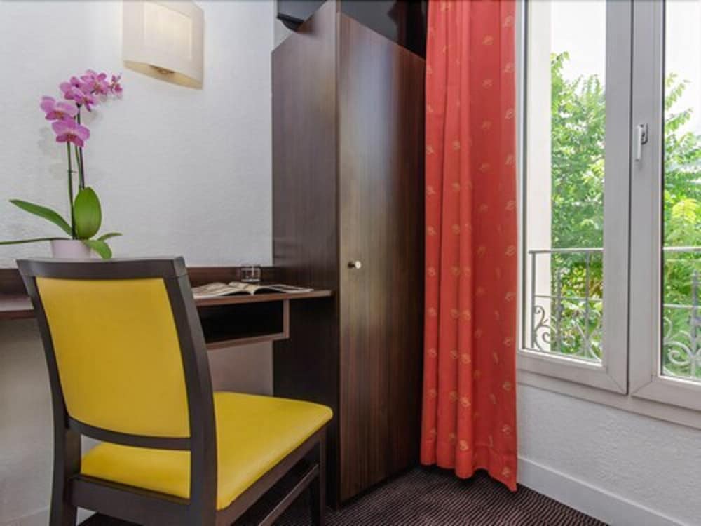 Фото Hôtel Arc Porte d'Orléans