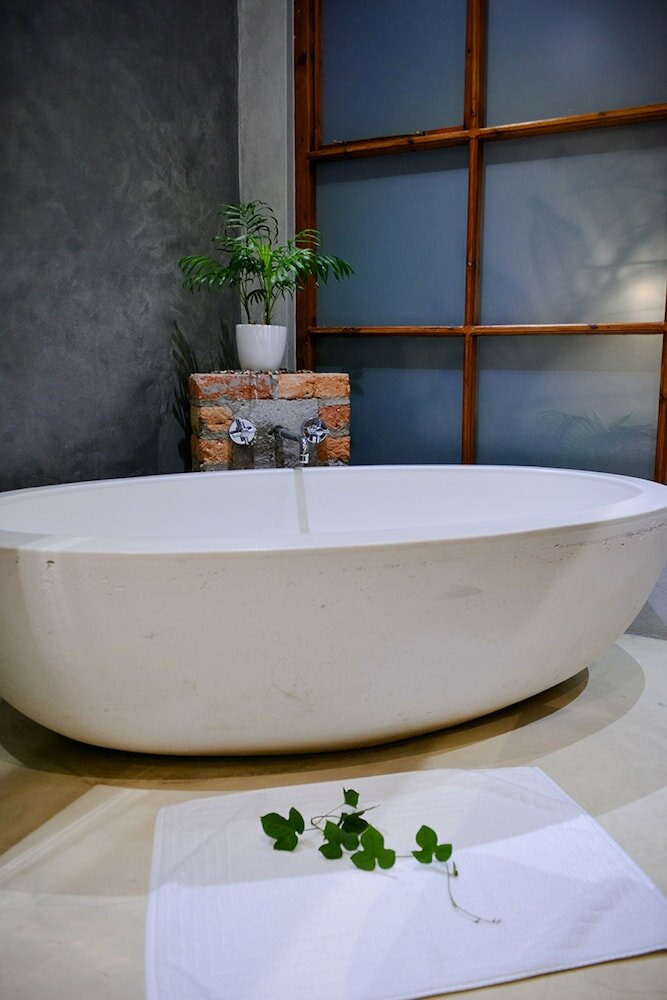 Фото Two Fat Owls Guesthouse