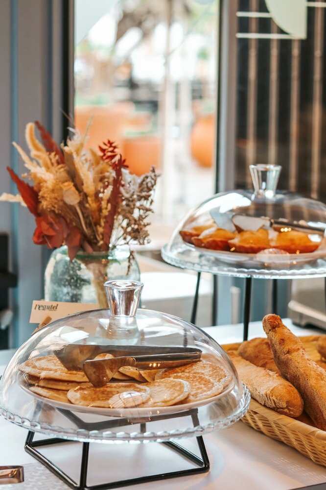 Фото Hotel L'Eautel Toulon Port