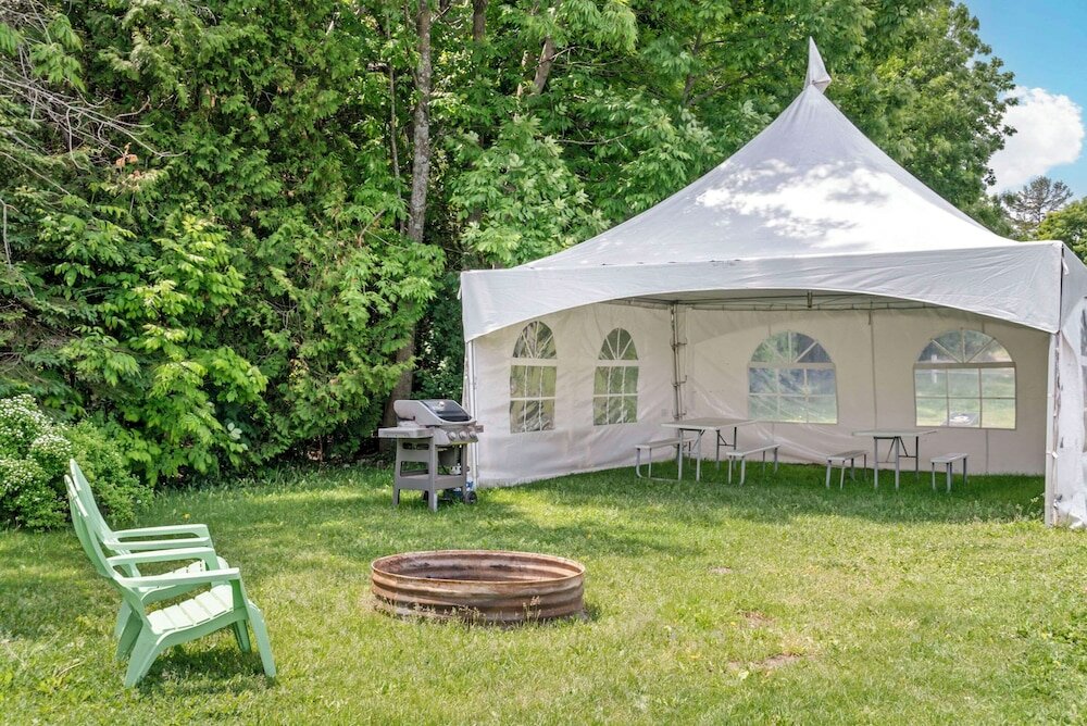 Фото Quality Inn Saint Ignace