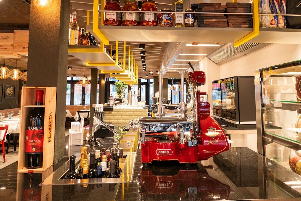 Фото Stockalperhof