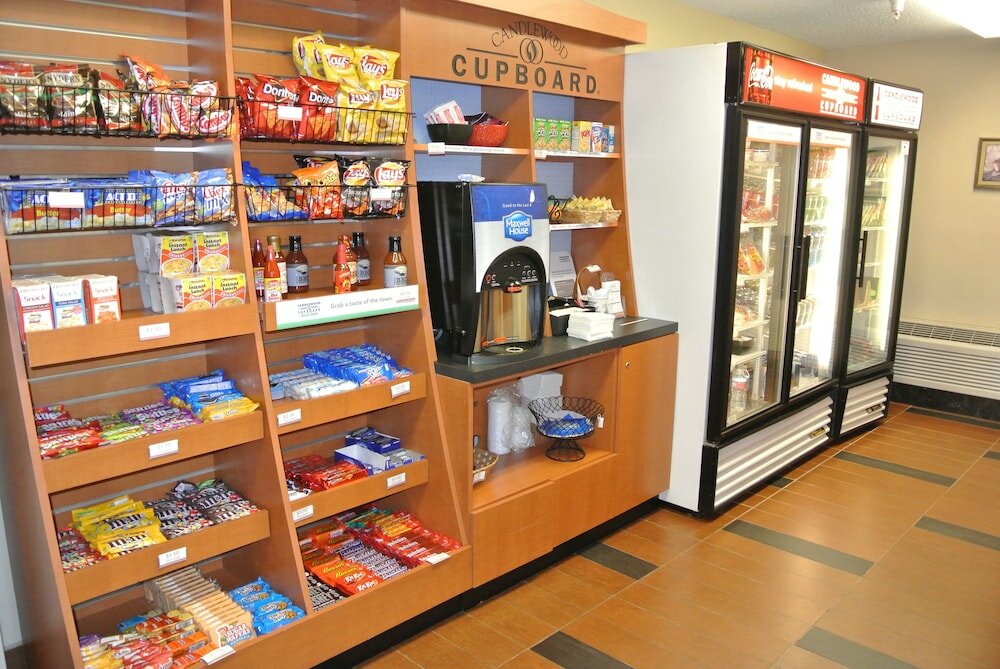 Фото Candlewood Suites Washington-Fairfax, an Ihg Hotel