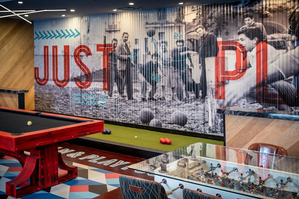 Фото Delta Hotels by Marriott Calgary South