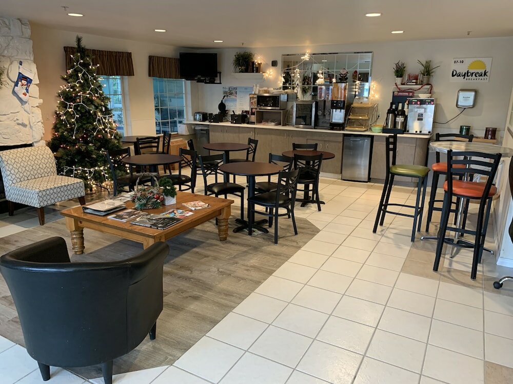 Фото Days Inn by Wyndham Ocean Shores