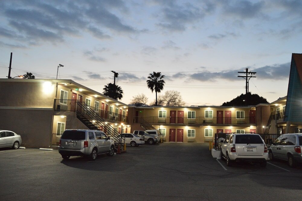 Фото La Casa Inn