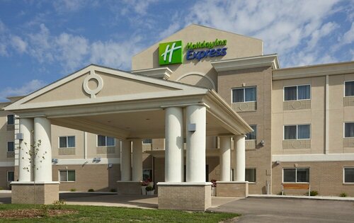 Гостиница Holiday Inn Express Devils Lake, an Ihg Hotel в Девилс Лейк