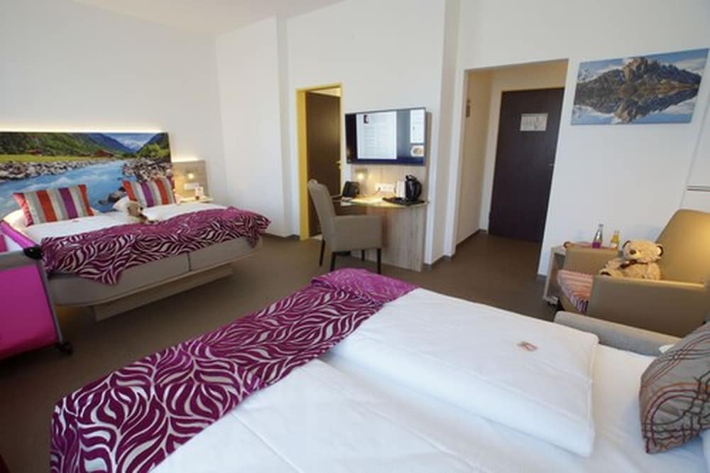 Фото Edel Weiss Hotel Und Restaurant