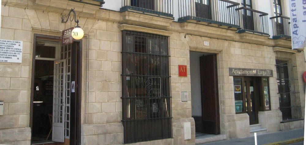 Фото Apartamentos Larga 70