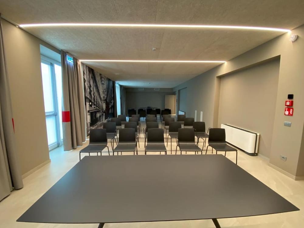 Фото Amedia Milano, Trademark Collection by Wyndham