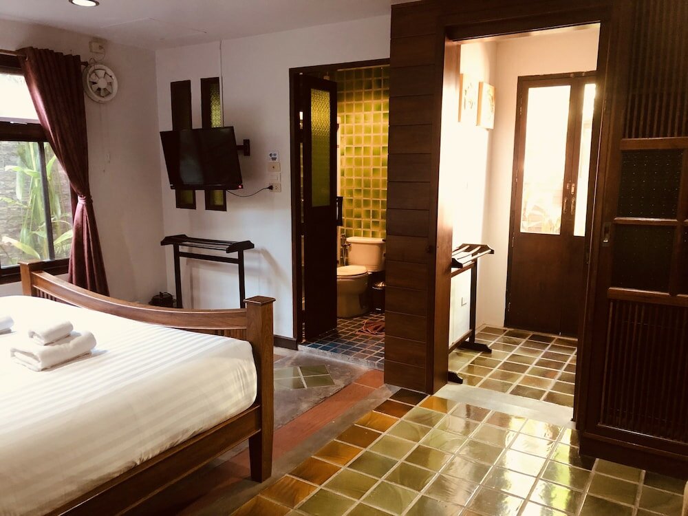 Фото Shewe Wana Boutique Hotel