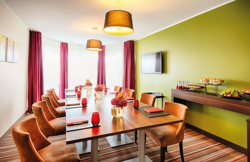 Фото Leonardo Hotel & Residenz München