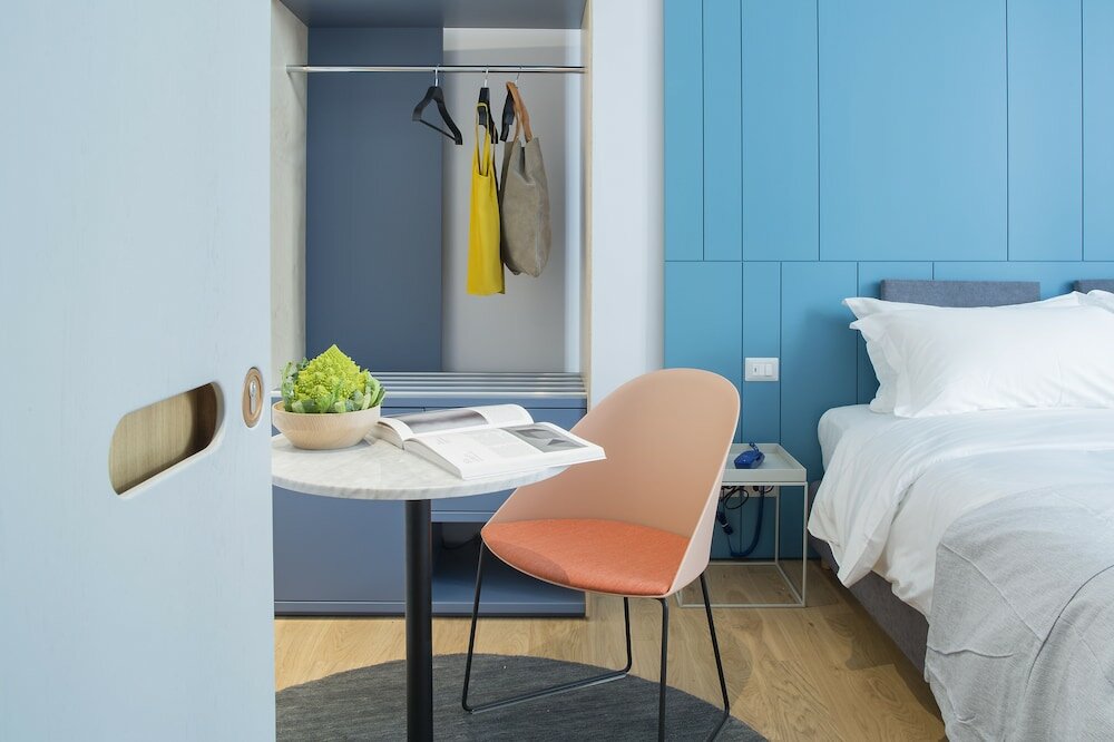 Фото The Radical Hotel