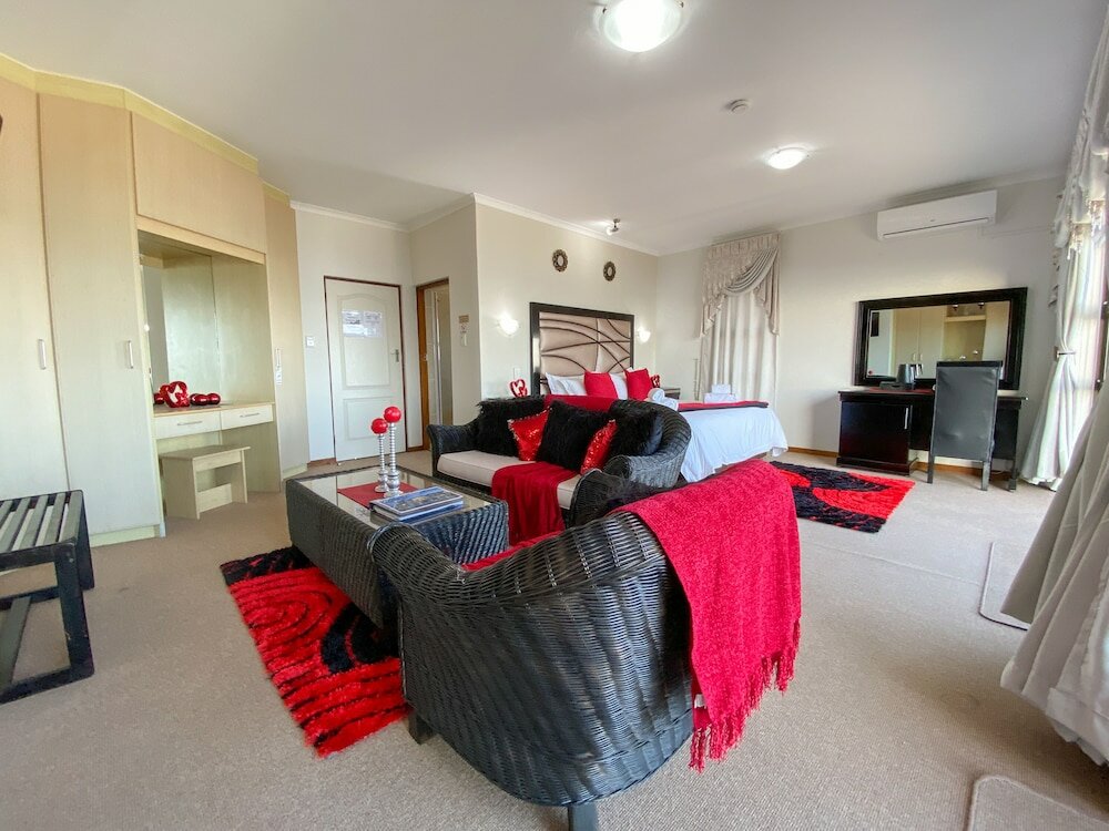 Фото Bar T Nique Guest House