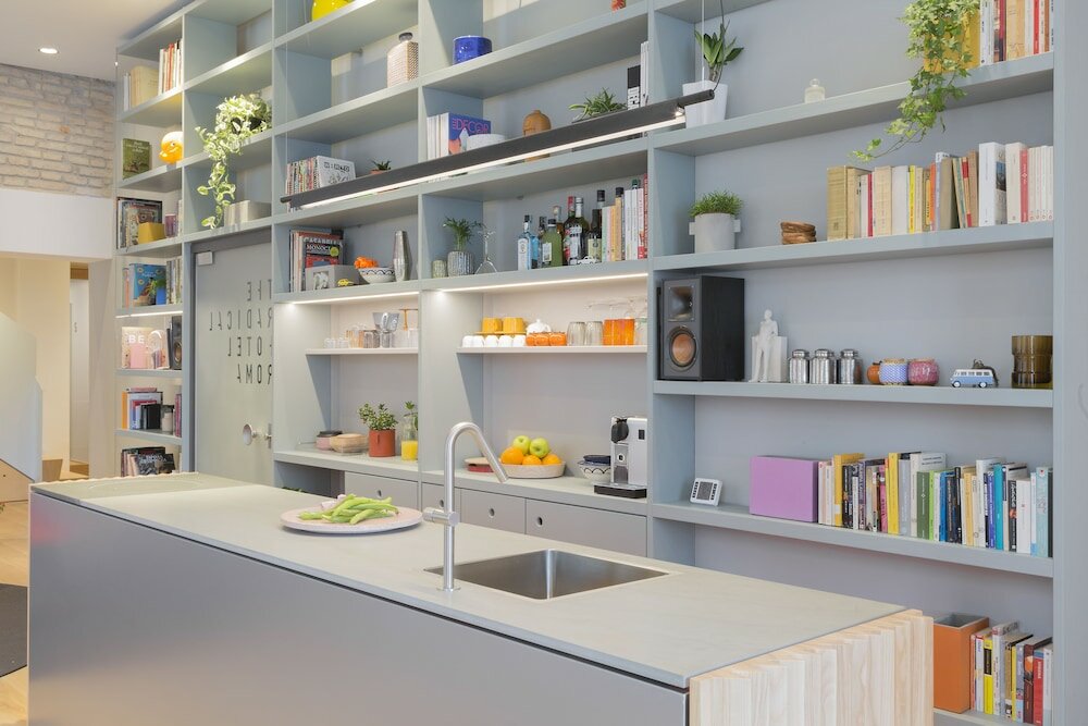 Фото The Radical Hotel