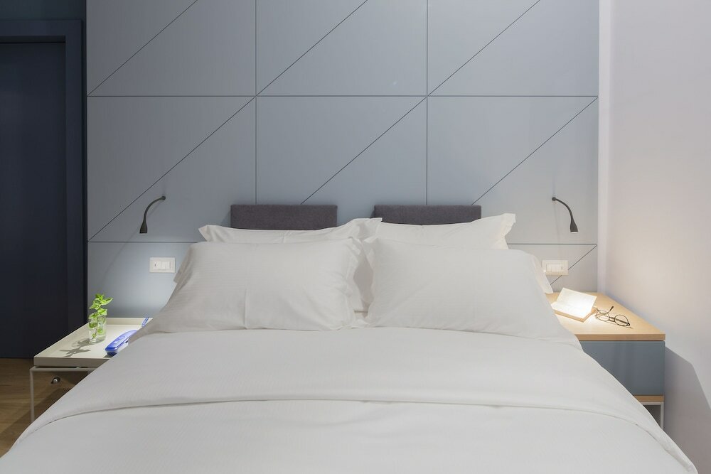 Фото The Radical Hotel