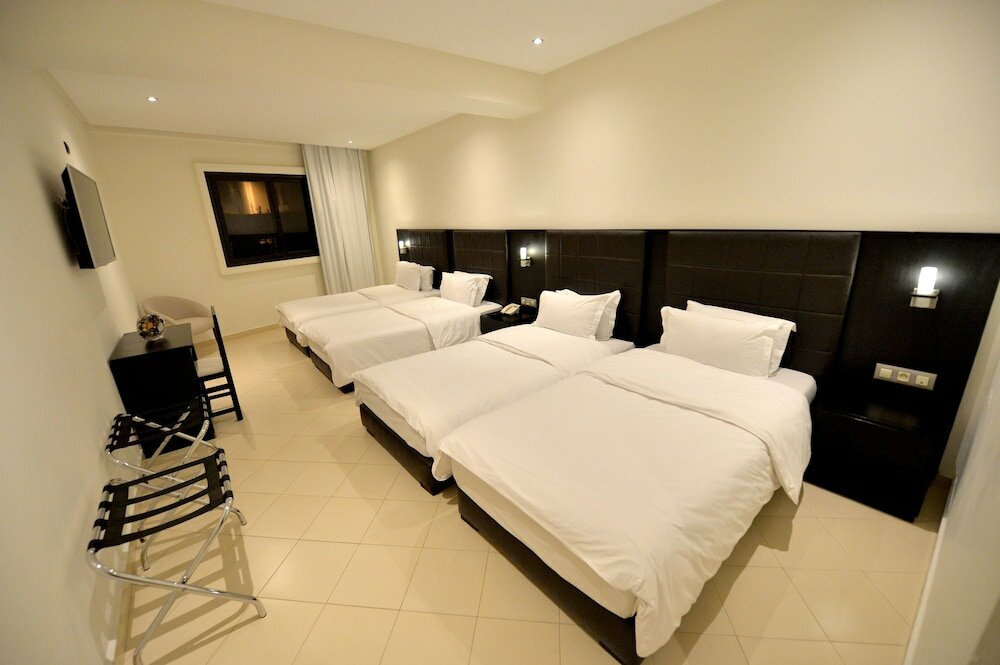 Фото Hotel El Djenina