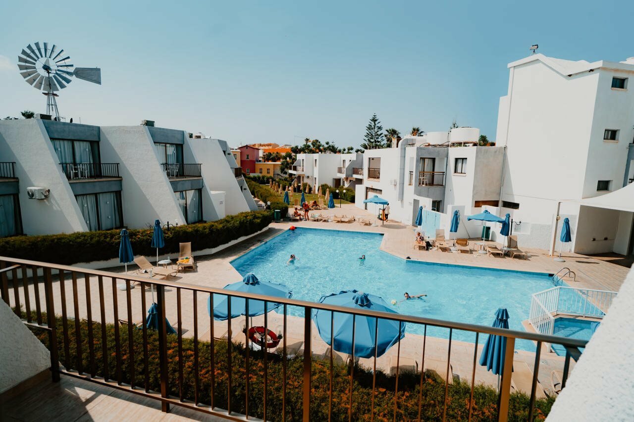 Фото Penelope Beach Hotel Apts