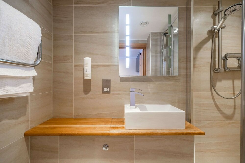 Фото Comfort Inn Hyde Park