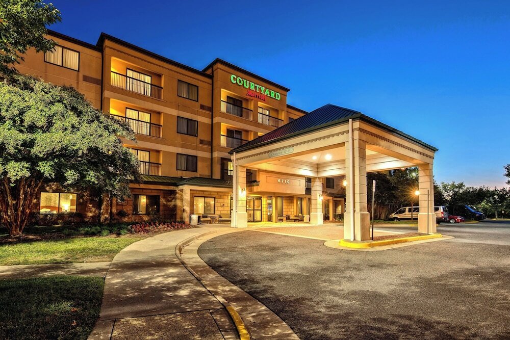 Фото Courtyard by Marriott Springfield