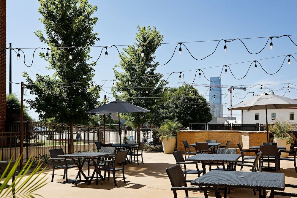 Фото Ambassador Hotel Oklahoma City, Autograph Collection