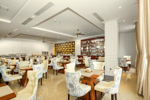 Гостиница Menora Grand Da Nang в Дананге