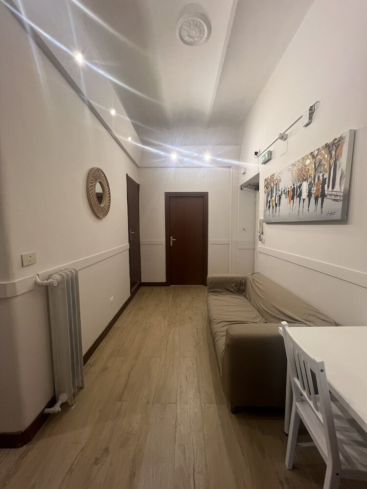 Фото Freedom Traveller Hostel