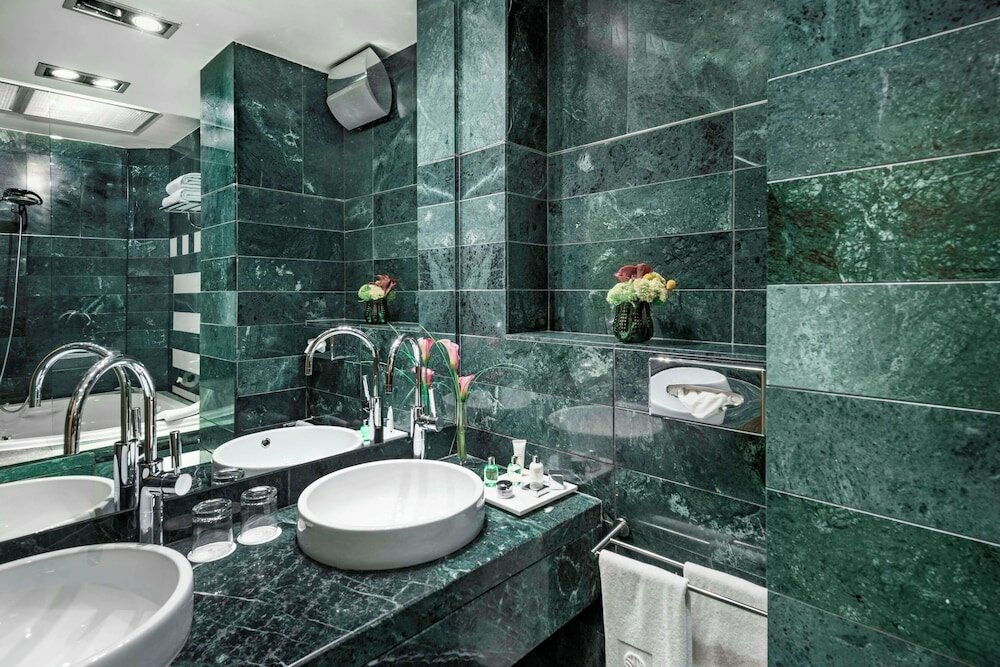 Фото NH Collection Madrid Paseo del Prado