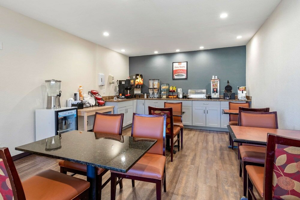 Фото Econo Lodge On Historic Route 66