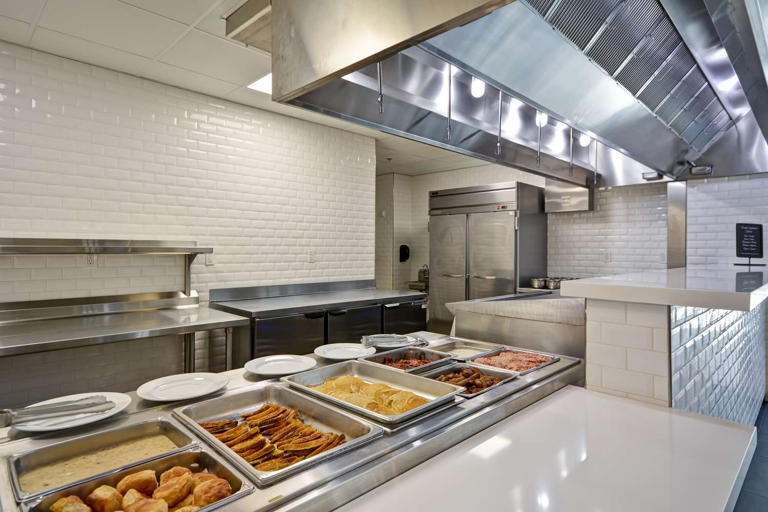 Фото Embassy Suites Hotel Charlotte