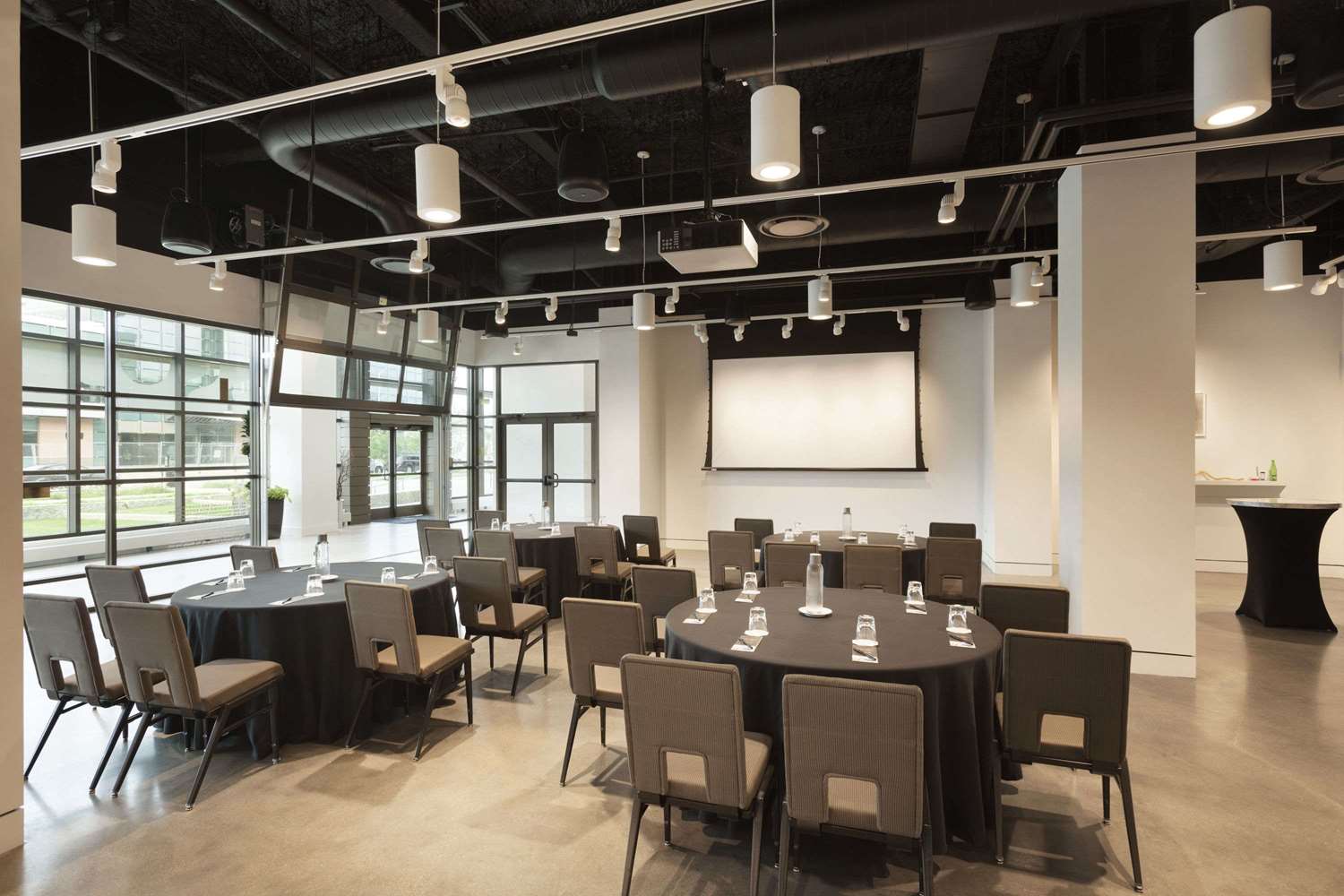 Фото The Alexander, a Dolce by Wyndham