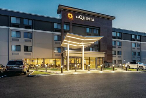 Гостиница La Quinta Inn & Suites by Wyndham Salem Nh в Штате Нью-Гэмпшир