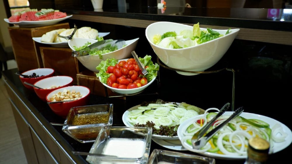 Фото Aspen Suites Hotel Sukhumvit 2