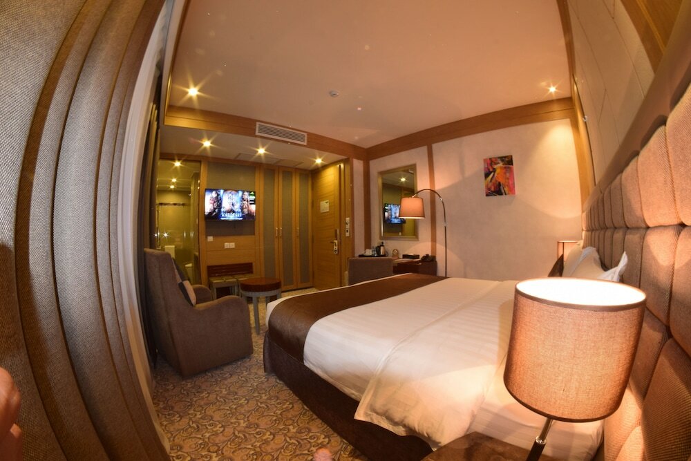 Фото Royal Mountain Hotel