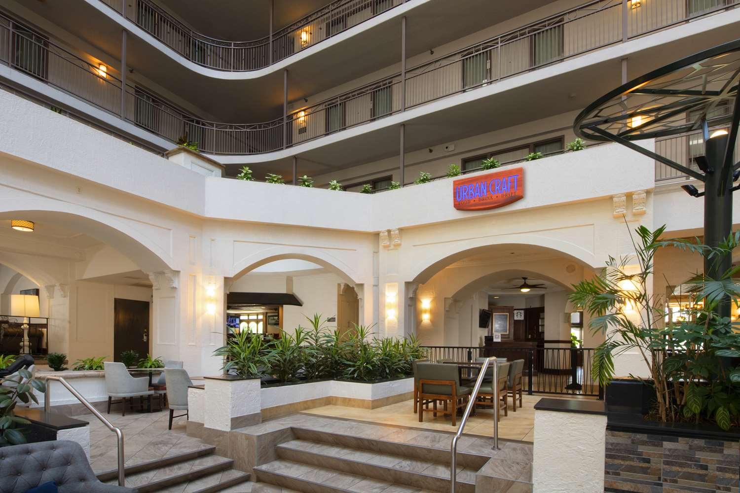 Фото Embassy Suites by Hilton Dallas Dfw Airport South