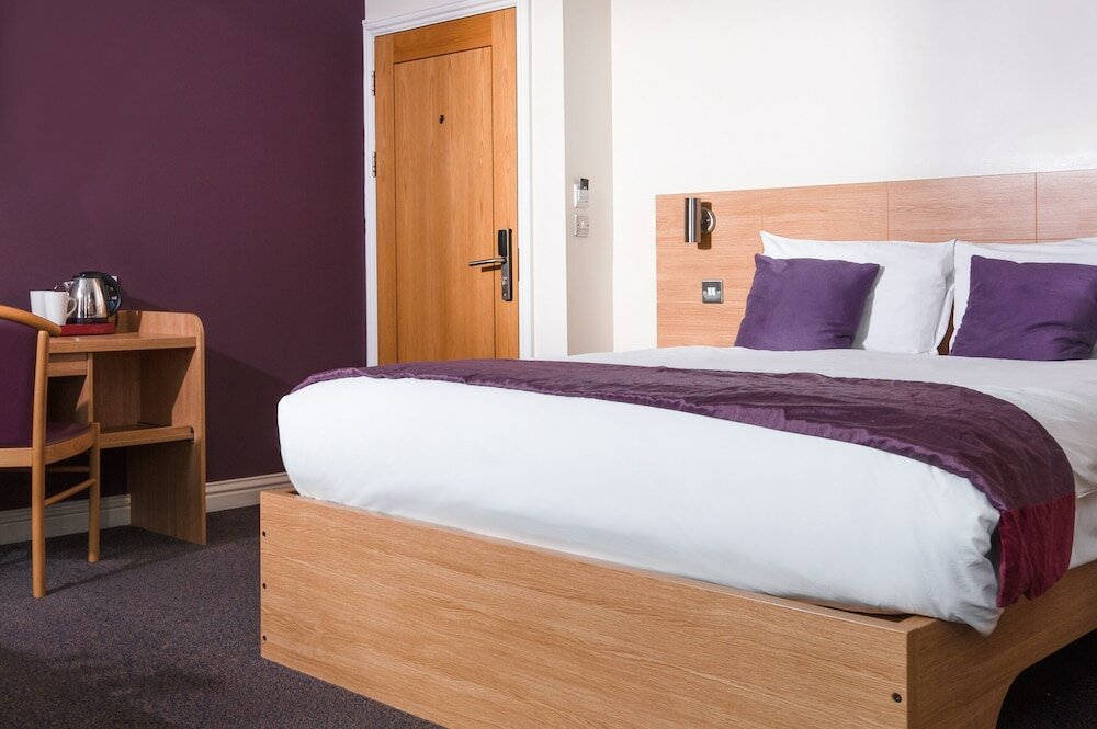 Фото Отель Fox Connaught London ExCeL