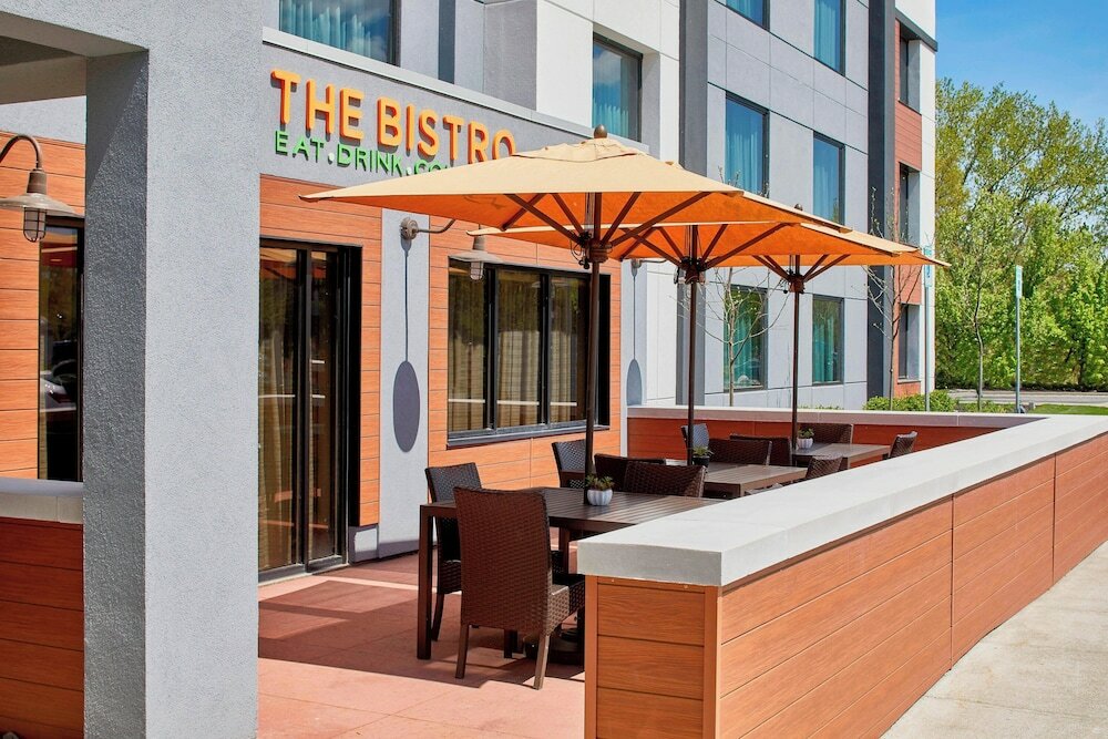 Фото Courtyard by Marriott Albany Thruway