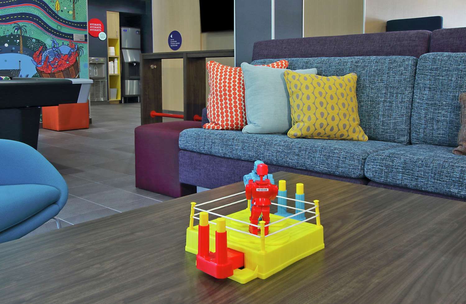 Фото Tru by Hilton Mobile