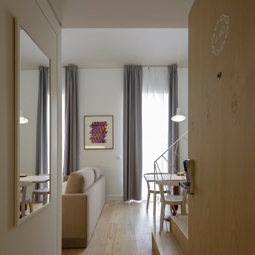 Фото Lisbon Serviced Apartments Santos