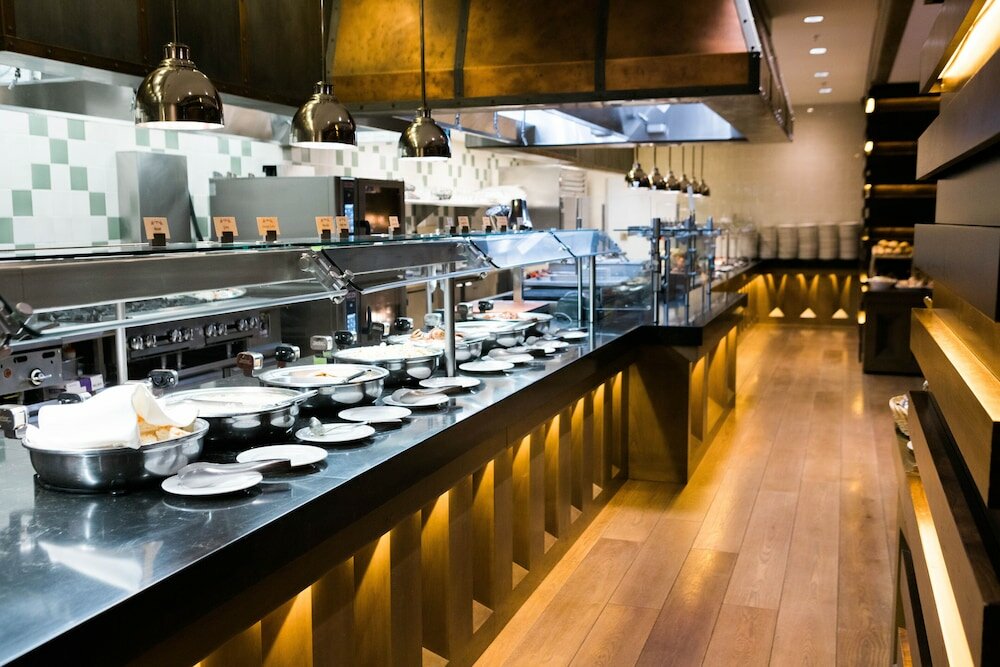 Фото Little America Hotel