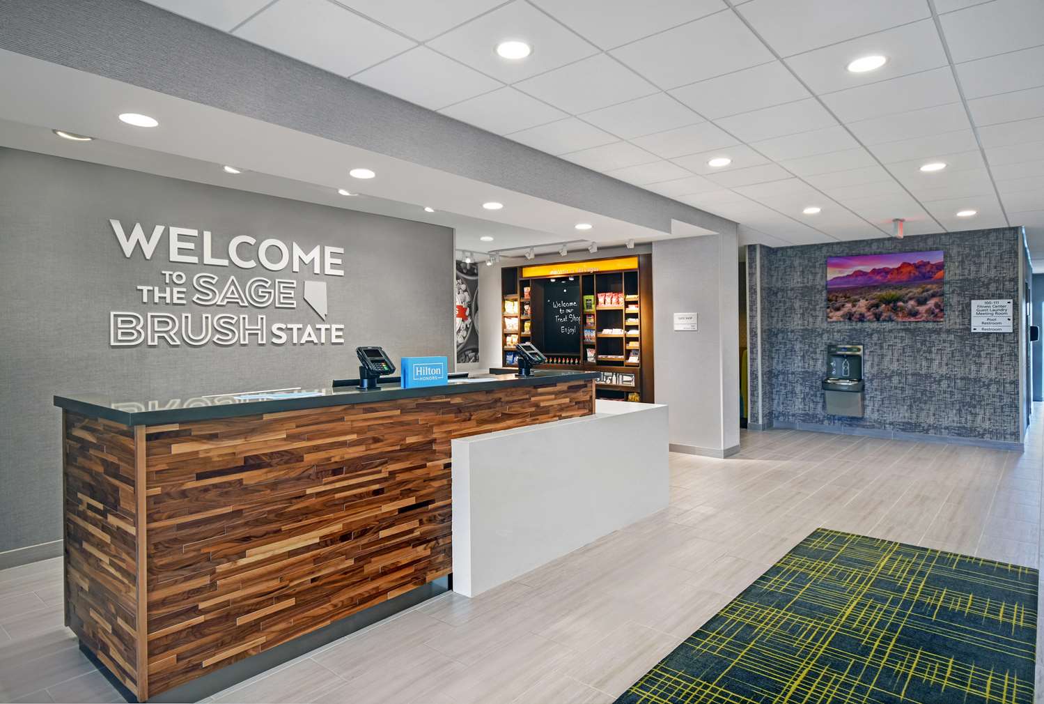 Фото Hampton Inn Las Vegas Strip South, Nv