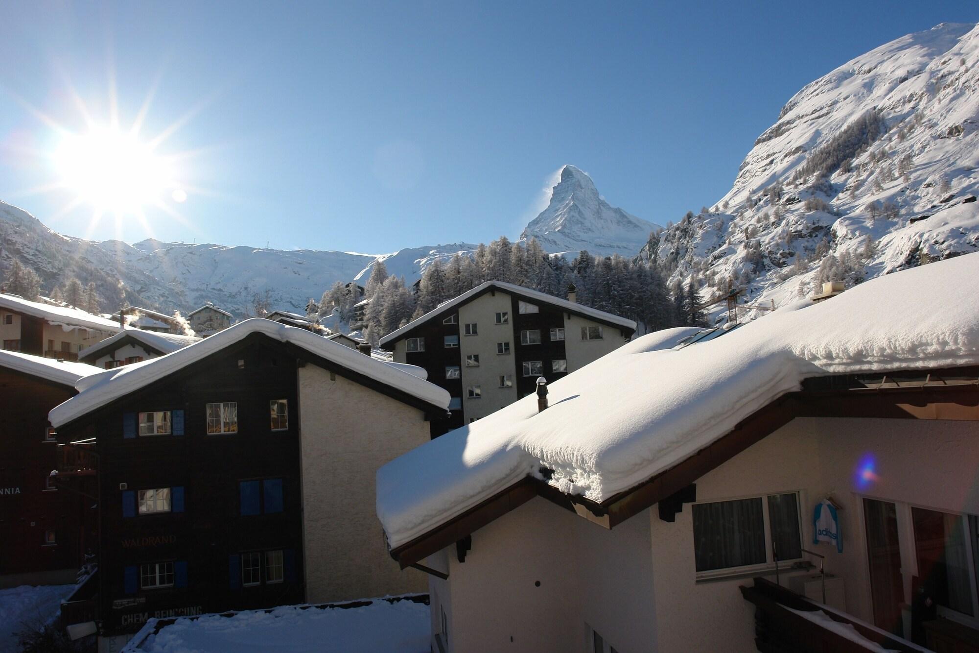 Фото Hotel Rhodania