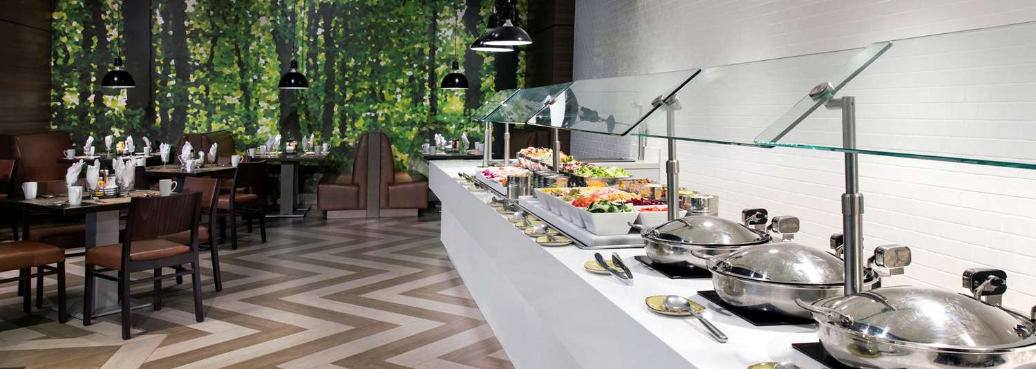 Фото Doubletree by Hilton Hotel Miami Airport & Convention Center